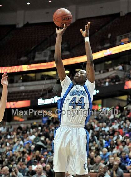 Thumbnail 2 in Compton vs. Murrieta Valley (CIF SS D2AA Final) photogallery.