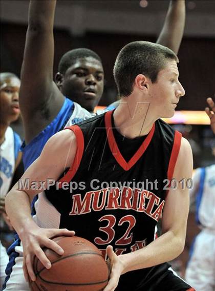 Thumbnail 2 in Compton vs. Murrieta Valley (CIF SS D2AA Final) photogallery.