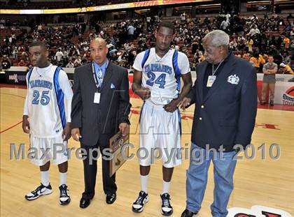 Thumbnail 2 in Compton vs. Murrieta Valley (CIF SS D2AA Final) photogallery.