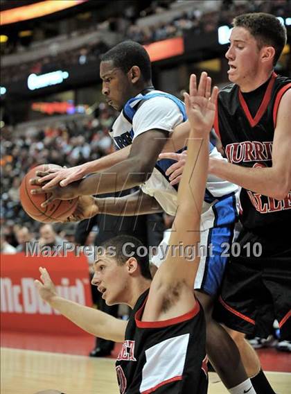 Thumbnail 3 in Compton vs. Murrieta Valley (CIF SS D2AA Final) photogallery.