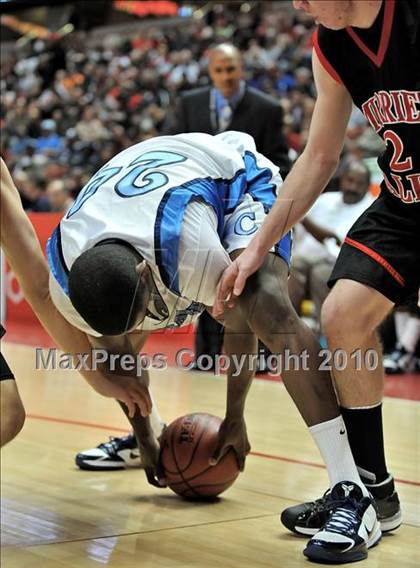 Thumbnail 2 in Compton vs. Murrieta Valley (CIF SS D2AA Final) photogallery.