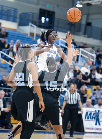 Thumbnail 3 in Palisades vs Carson (CIF LACS D1 Finals) photogallery.