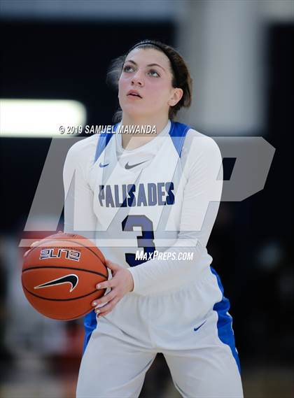 Thumbnail 3 in Palisades vs Carson (CIF LACS D1 Finals) photogallery.