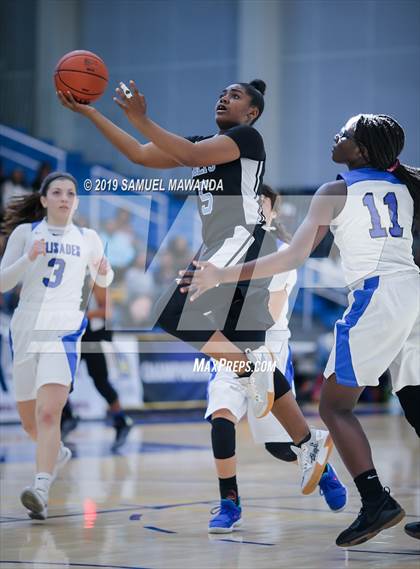 Thumbnail 3 in Palisades vs Carson (CIF LACS D1 Finals) photogallery.