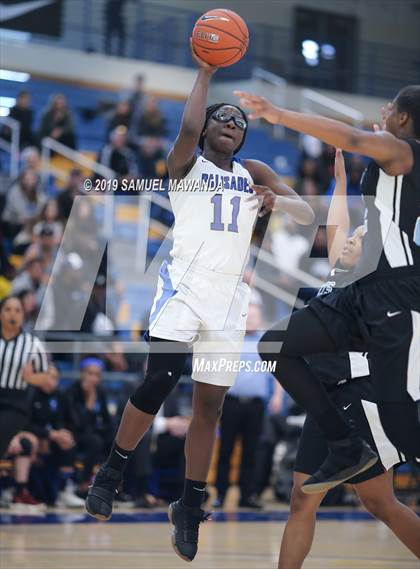 Thumbnail 2 in Palisades vs Carson (CIF LACS D1 Finals) photogallery.