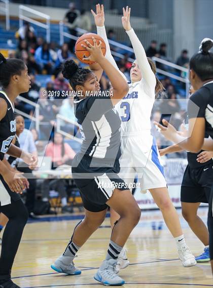 Thumbnail 2 in Palisades vs Carson (CIF LACS D1 Finals) photogallery.