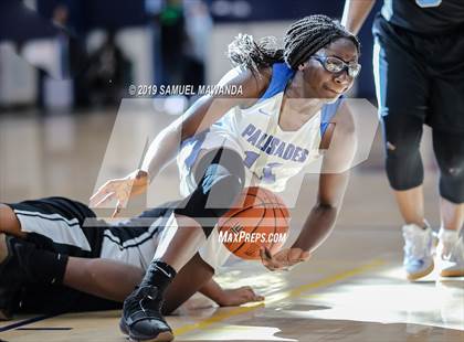 Thumbnail 1 in Palisades vs Carson (CIF LACS D1 Finals) photogallery.