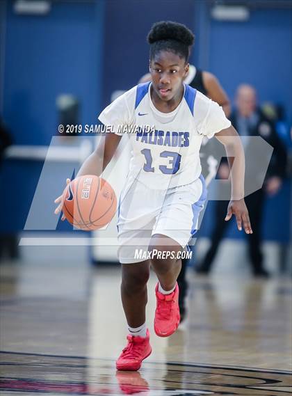 Thumbnail 1 in Palisades vs Carson (CIF LACS D1 Finals) photogallery.