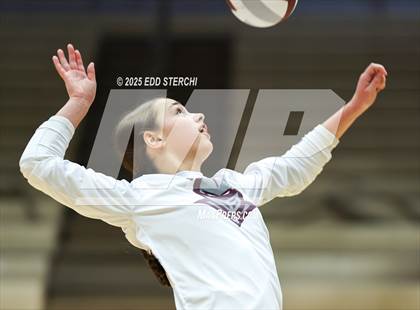 Thumbnail 3 in JV: Campbellsville @ Marion County photogallery.