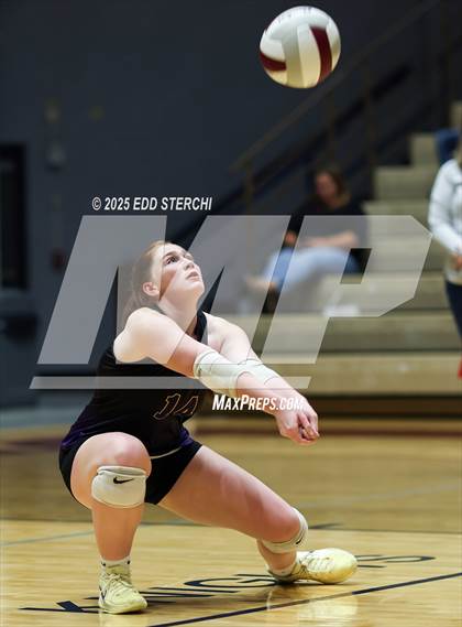 Thumbnail 2 in JV: Campbellsville @ Marion County photogallery.