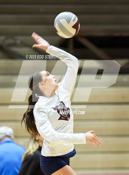 Thumbnail 2 in JV: Campbellsville @ Marion County photogallery.