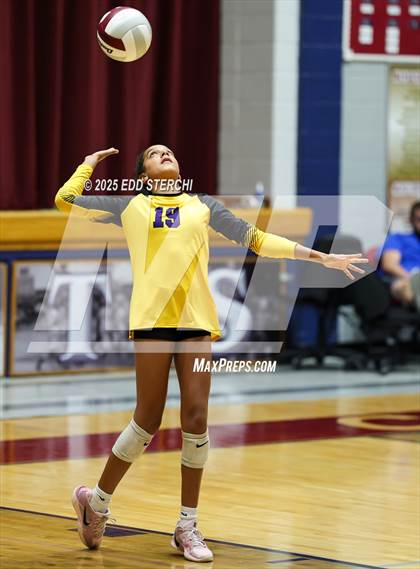 Thumbnail 3 in JV: Campbellsville @ Marion County photogallery.