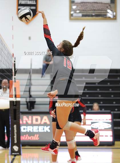 Thumbnail 1 in Logan Elm @ Amanda-Clearcreek photogallery.