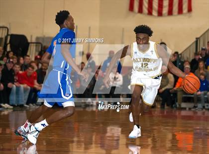 Thumbnail 2 in Althoff Catholic vs. East St. Louis photogallery.