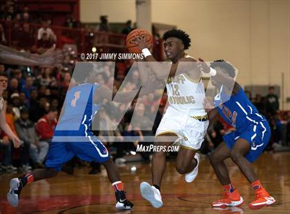 Thumbnail 1 in Althoff Catholic vs. East St. Louis photogallery.