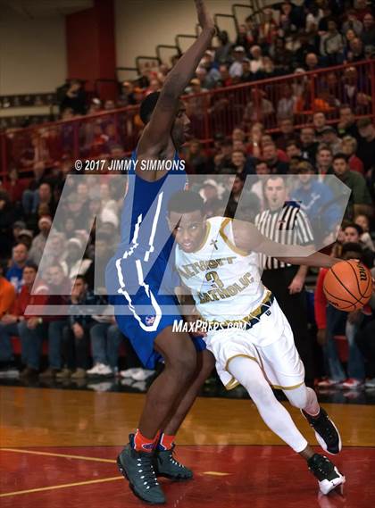 Thumbnail 3 in Althoff Catholic vs. East St. Louis photogallery.