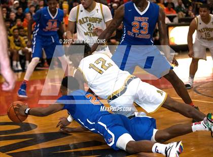 Thumbnail 1 in Althoff Catholic vs. East St. Louis photogallery.