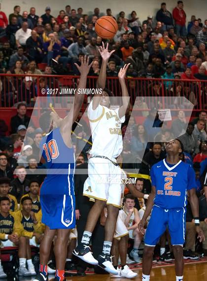 Thumbnail 3 in Althoff Catholic vs. East St. Louis photogallery.