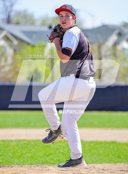 Thumbnail 1 in Sand Creek @ Sierra photogallery.