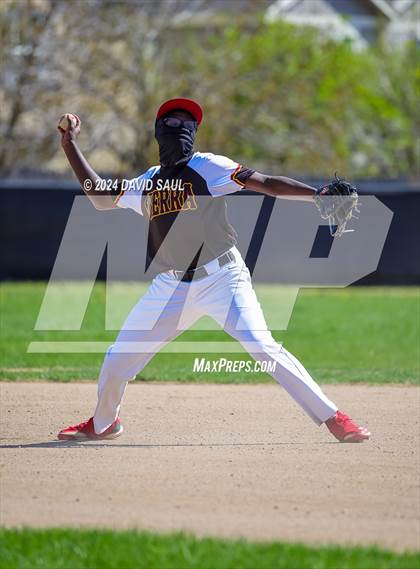 Thumbnail 3 in Sand Creek @ Sierra photogallery.