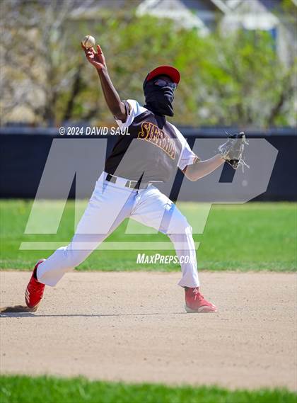 Thumbnail 1 in Sand Creek @ Sierra photogallery.