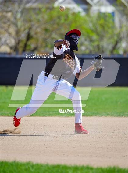 Thumbnail 2 in Sand Creek @ Sierra photogallery.