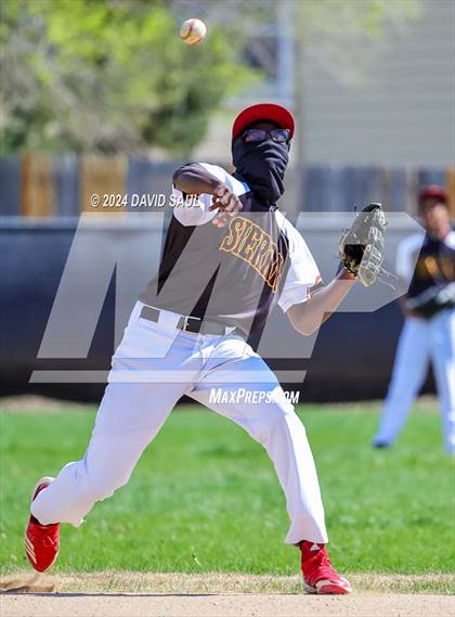 Thumbnail 2 in Sand Creek @ Sierra photogallery.