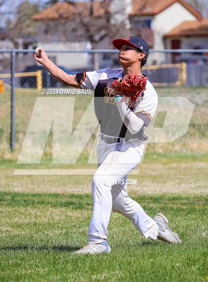 Thumbnail 3 in Sand Creek @ Sierra photogallery.