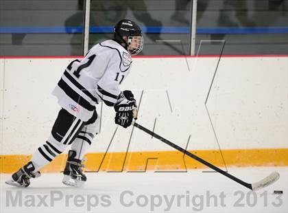 Thumbnail 2 in Notre Dame-West Haven vs. Xavier (West Haven Christmas Tournament) photogallery.