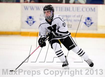 Thumbnail 2 in Notre Dame-West Haven vs. Xavier (West Haven Christmas Tournament) photogallery.