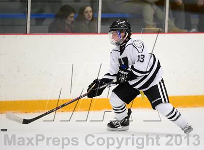 Thumbnail 2 in Notre Dame-West Haven vs. Xavier (West Haven Christmas Tournament) photogallery.
