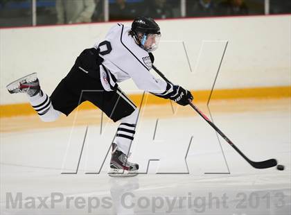 Thumbnail 2 in Notre Dame-West Haven vs. Xavier (West Haven Christmas Tournament) photogallery.