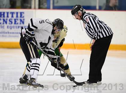 Thumbnail 2 in Notre Dame-West Haven vs. Xavier (West Haven Christmas Tournament) photogallery.