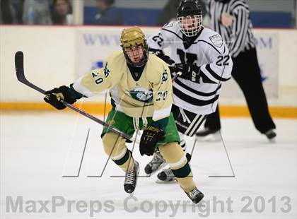 Thumbnail 2 in Notre Dame-West Haven vs. Xavier (West Haven Christmas Tournament) photogallery.