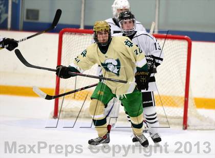 Thumbnail 2 in Notre Dame-West Haven vs. Xavier (West Haven Christmas Tournament) photogallery.
