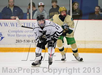 Thumbnail 2 in Notre Dame-West Haven vs. Xavier (West Haven Christmas Tournament) photogallery.