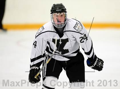Thumbnail 2 in Notre Dame-West Haven vs. Xavier (West Haven Christmas Tournament) photogallery.