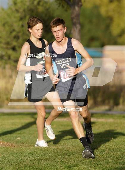 Thumbnail 1 in CHSAA 5A Region 4 Cross Country Meet  photogallery.