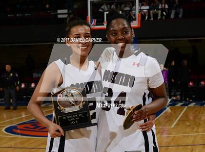 Thumbnail 2 in Ossining vs. Albertus Magnus (Section 1 Class AA Final) photogallery.