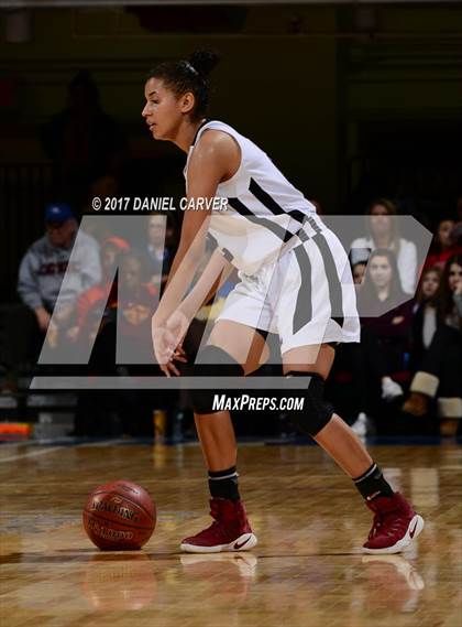 Thumbnail 2 in Ossining vs. Albertus Magnus (Section 1 Class AA Final) photogallery.