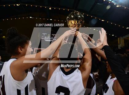 Thumbnail 1 in Ossining vs. Albertus Magnus (Section 1 Class AA Final) photogallery.