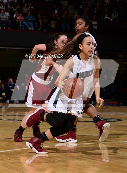 Thumbnail 2 in Ossining vs. Albertus Magnus (Section 1 Class AA Final) photogallery.