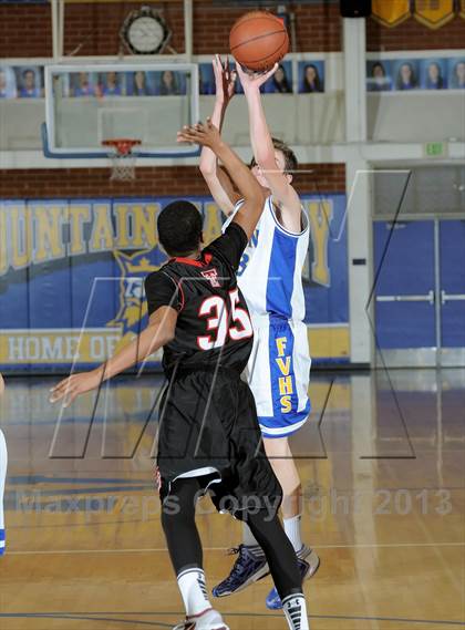 Thumbnail 2 in Tustin @ Fountain Valley photogallery.