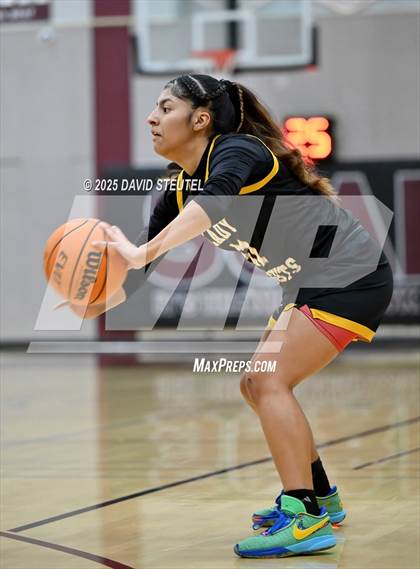 Thumbnail 2 in Rio Linda @ Natomas photogallery.