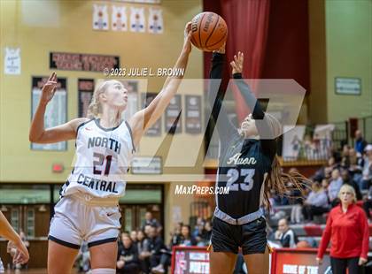 Thumbnail 3 in North Central vs Avon (Paul Loggan Memorial Invitational) photogallery.