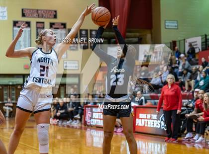 Thumbnail 2 in North Central vs Avon (Paul Loggan Memorial Invitational) photogallery.