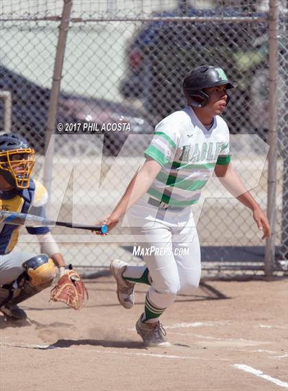 Thumbnail 3 in Eagle Rock vs Franklin photogallery.