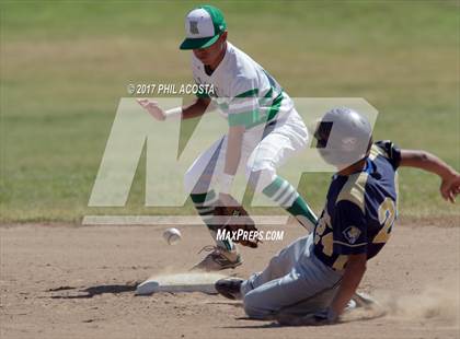 Thumbnail 3 in Eagle Rock vs Franklin photogallery.