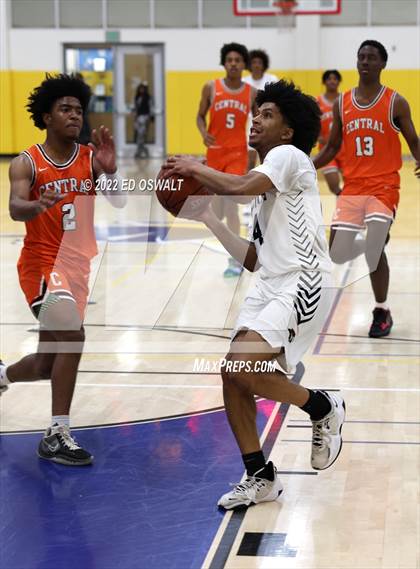 Thumbnail 3 in Salesian College Preparatory vs. Central (CIF D2 NorCal First Round) photogallery.