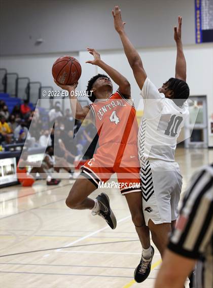 Thumbnail 3 in Salesian College Preparatory vs. Central (CIF D2 NorCal First Round) photogallery.